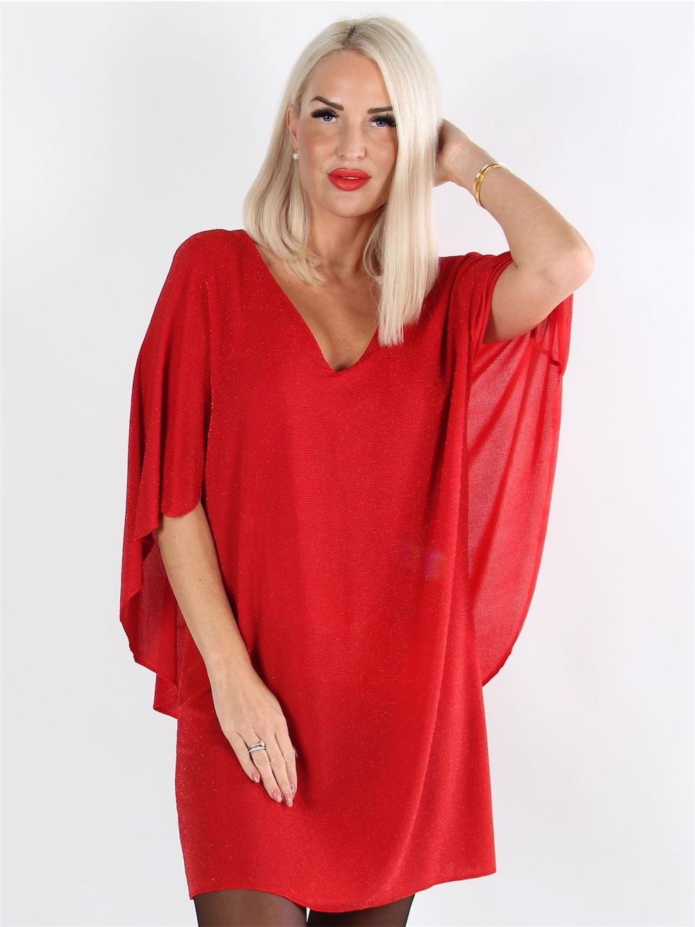 Jovana Dress - Klänning med fladdermusärmar och låg rygg